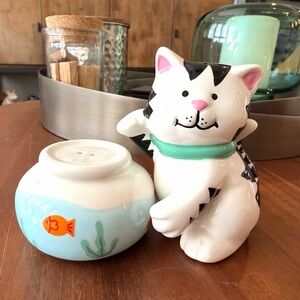 Russ Cat and Fish Bowl Salt and Pepper Shakers